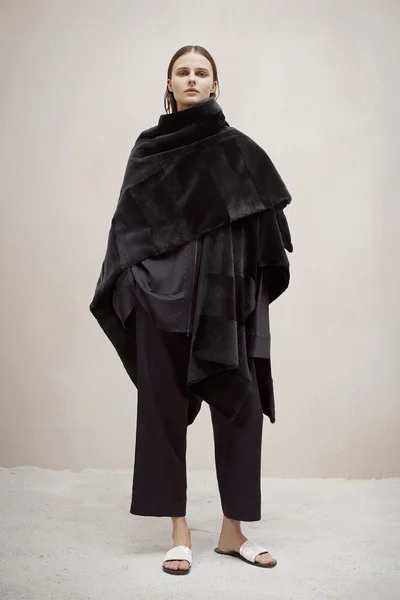 Look 12